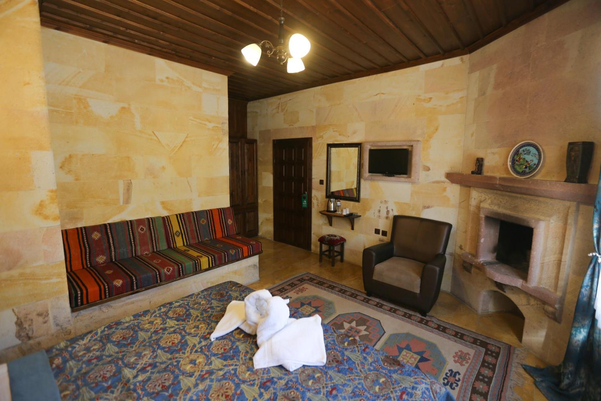 Akuzun Stone Hotel Ürgüp Exterior foto